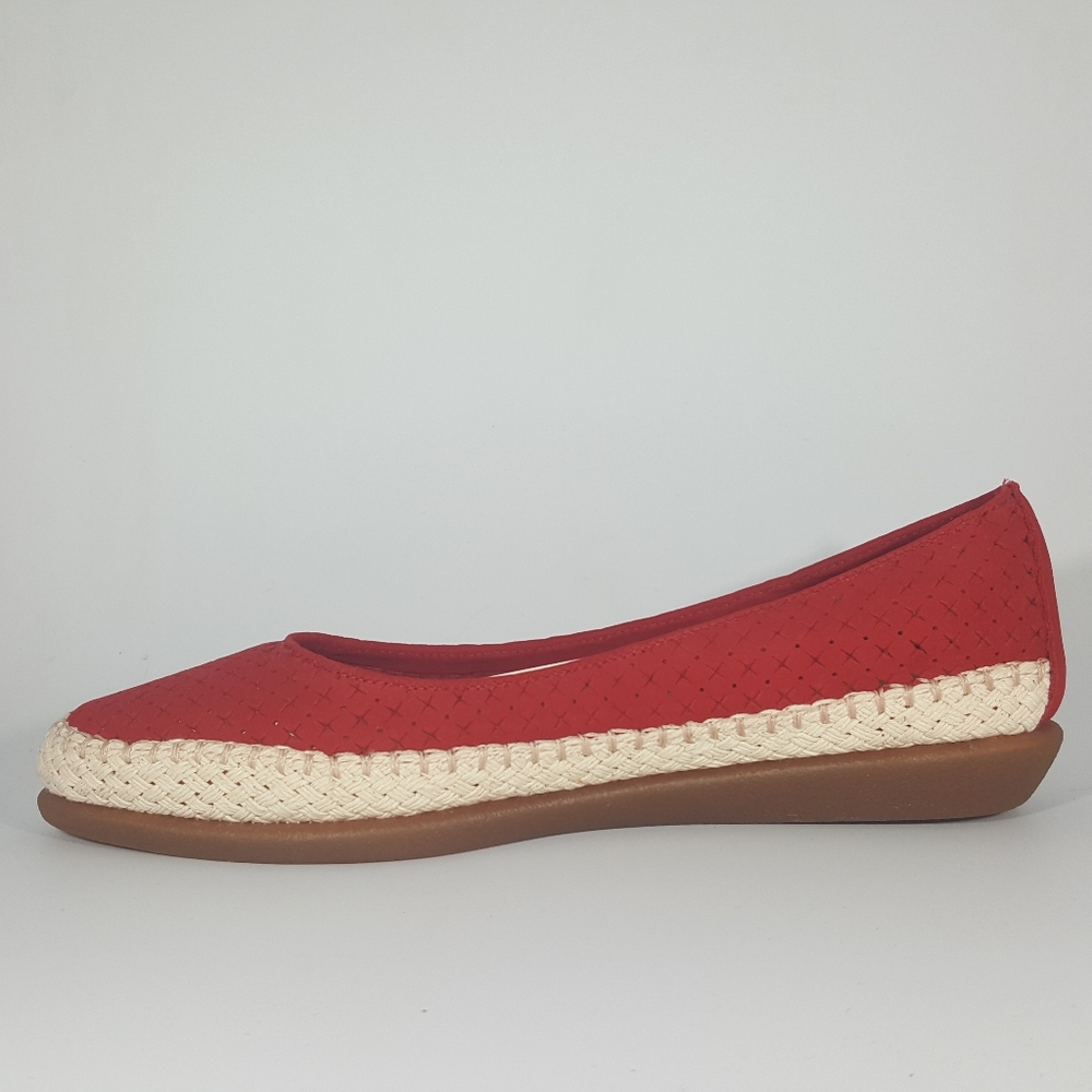 The Flexx Red Espadrille Skimmer *** runs small - Picture 3 of 4